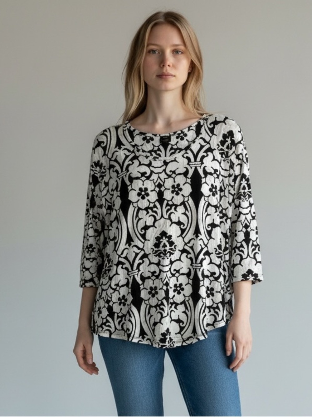 JM Collection quarter sleeve top